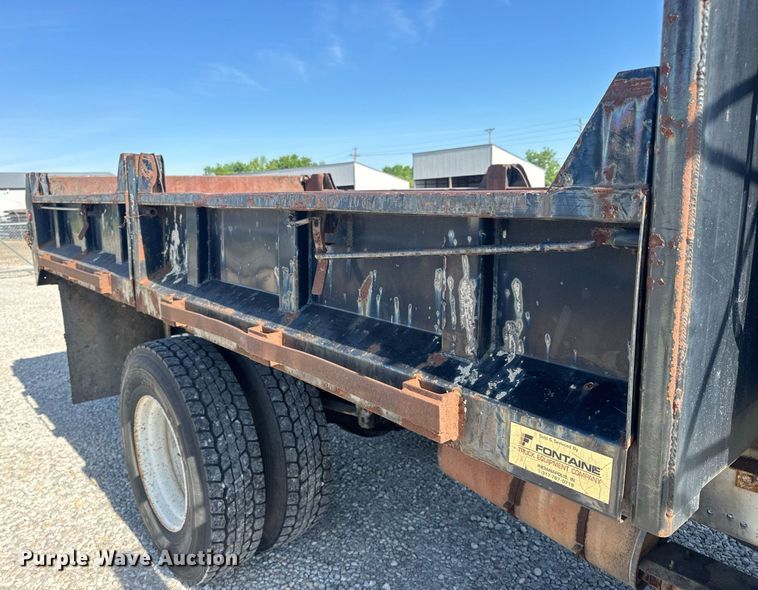 image for item DV4017 1999 International 4900 flatbed truck