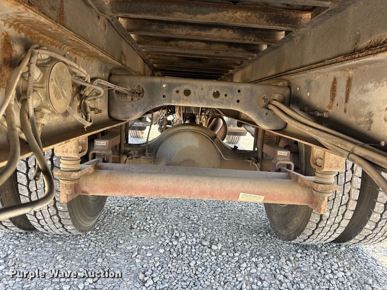 image for item DV4017 1999 International 4900 flatbed truck