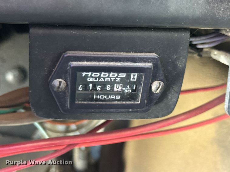 image for item DV4017 1999 International 4900 flatbed truck