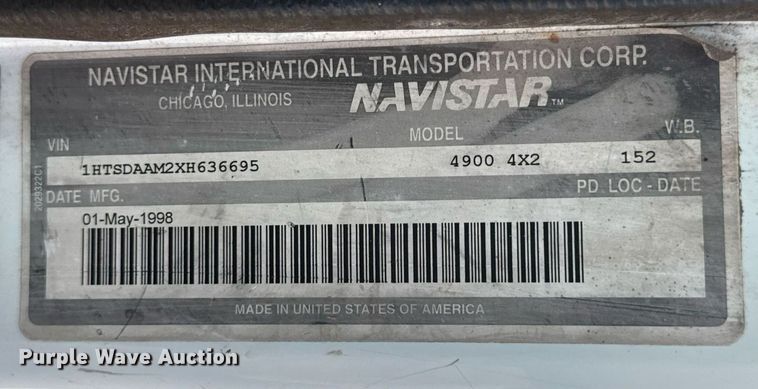 image for item DV4017 1999 International 4900 flatbed truck