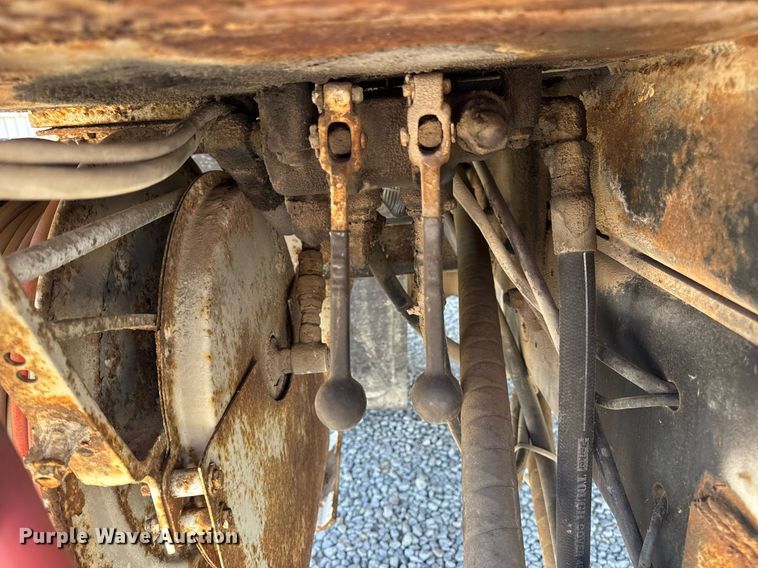 image for item DV4018 2000 Ford F750 Super Duty XL digger derrick truck