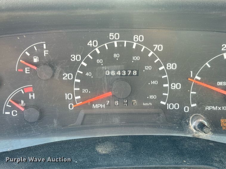 image for item DV4018 2000 Ford F750 Super Duty XL digger derrick truck