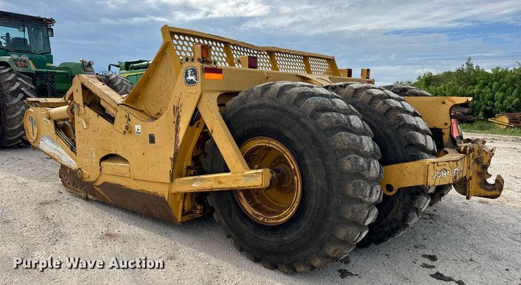 image for item DV4024 2007 John Deere 2112E scraper