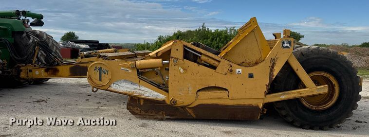 image for item DV4024 2007 John Deere 2112E scraper