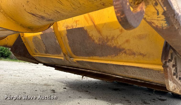 image for item DV4024 2007 John Deere 2112E scraper