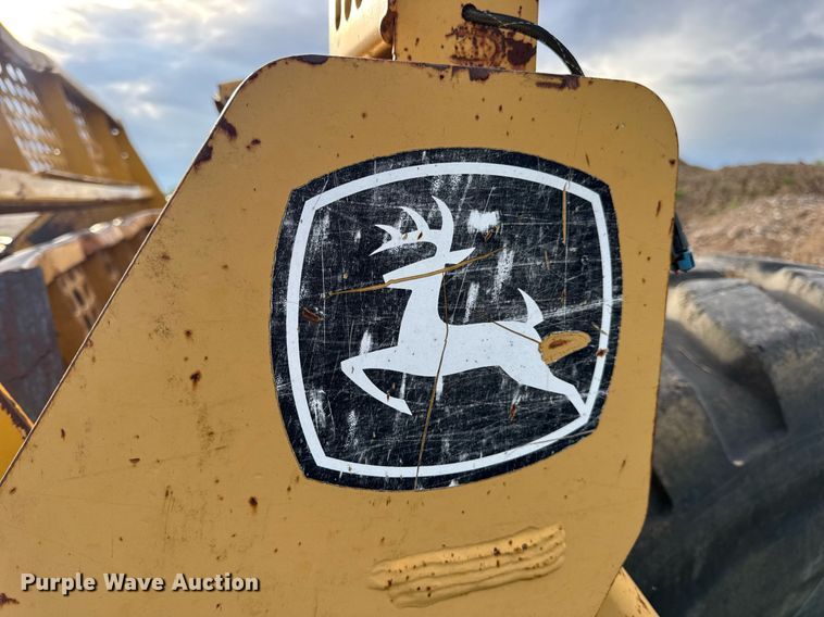 image for item DV4024 2007 John Deere 2112E scraper