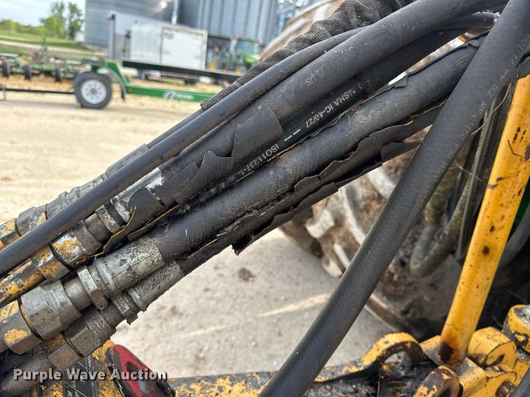 image for item DV4024 2007 John Deere 2112E scraper