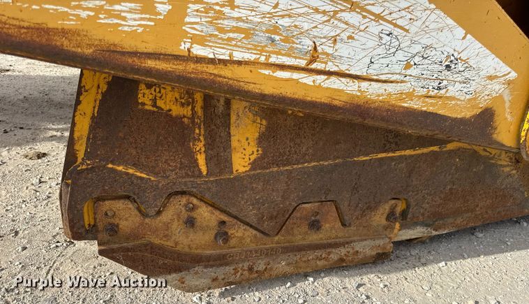 image for item DV4024 2007 John Deere 2112E scraper