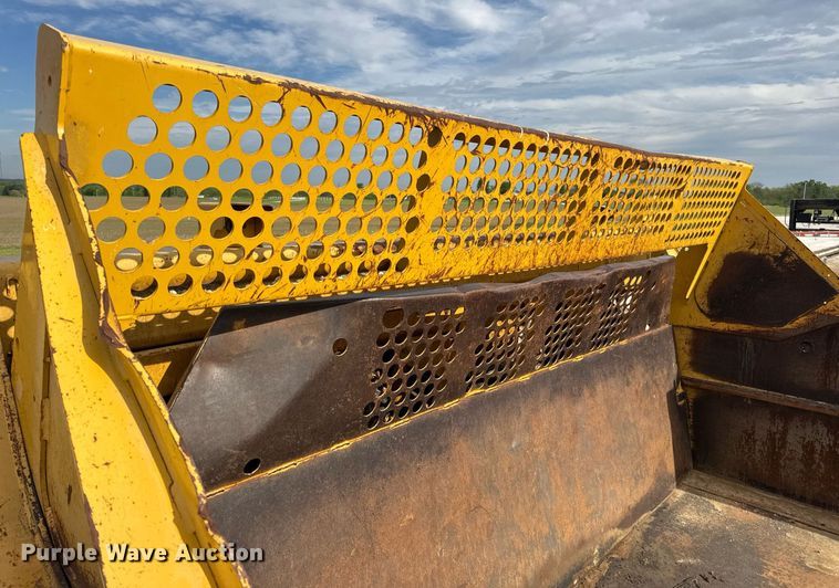 image for item DV4024 2007 John Deere 2112E scraper