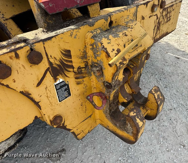 image for item DV4024 2007 John Deere 2112E scraper