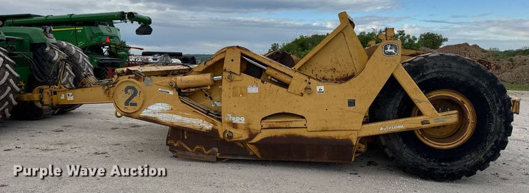 image for item DV4025 2008 John Deere 2112E scraper