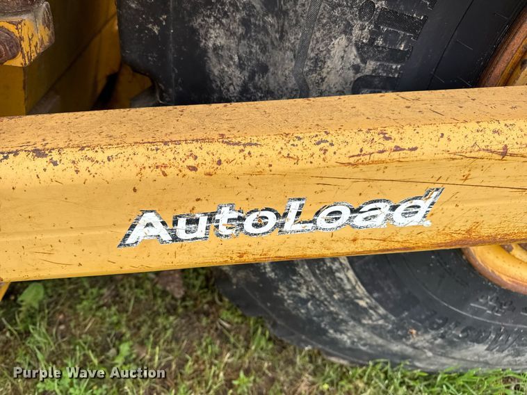 image for item DV4025 2008 John Deere 2112E scraper