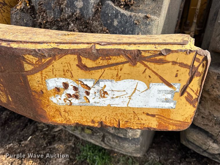 image for item DV4025 2008 John Deere 2112E scraper