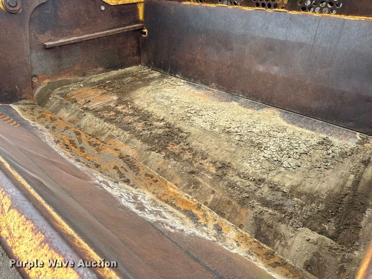 image for item DV4025 2008 John Deere 2112E scraper