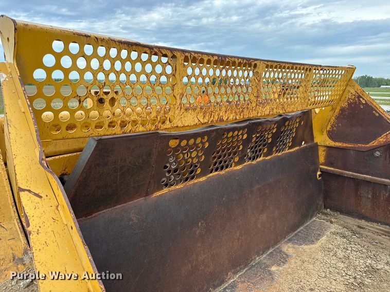 image for item DV4025 2008 John Deere 2112E scraper