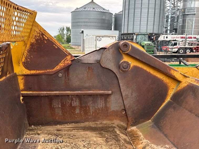 image for item DV4025 2008 John Deere 2112E scraper