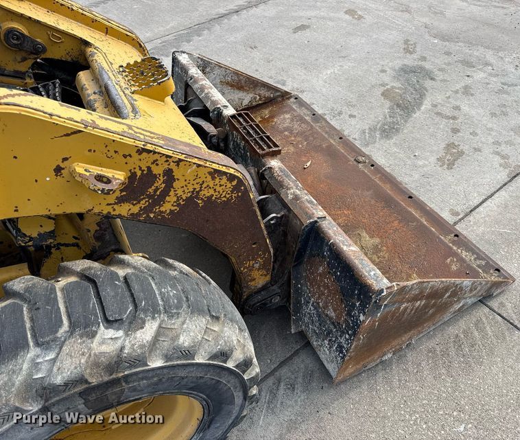 image for item DV4026 2013 Caterpillar 262C Series 2 skid steer loader