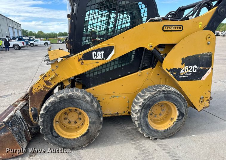 image for item DV4026 2013 Caterpillar 262C Series 2 skid steer loader