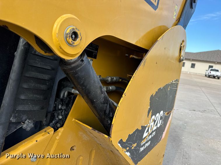 image for item DV4026 2013 Caterpillar 262C Series 2 skid steer loader