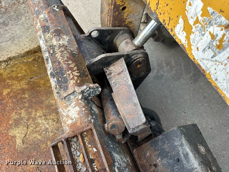 image for item DV4026 2013 Caterpillar 262C Series 2 skid steer loader