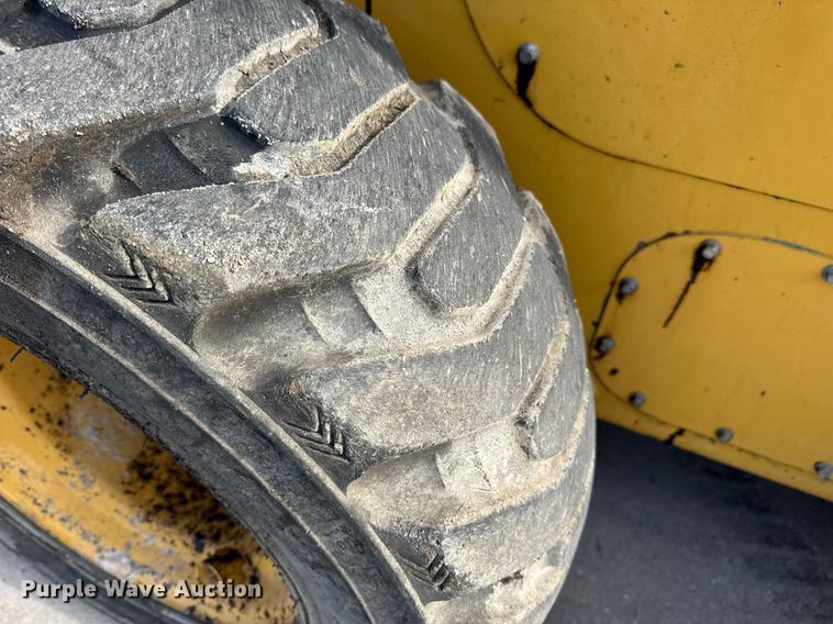 image for item DV4026 2013 Caterpillar 262C Series 2 skid steer loader