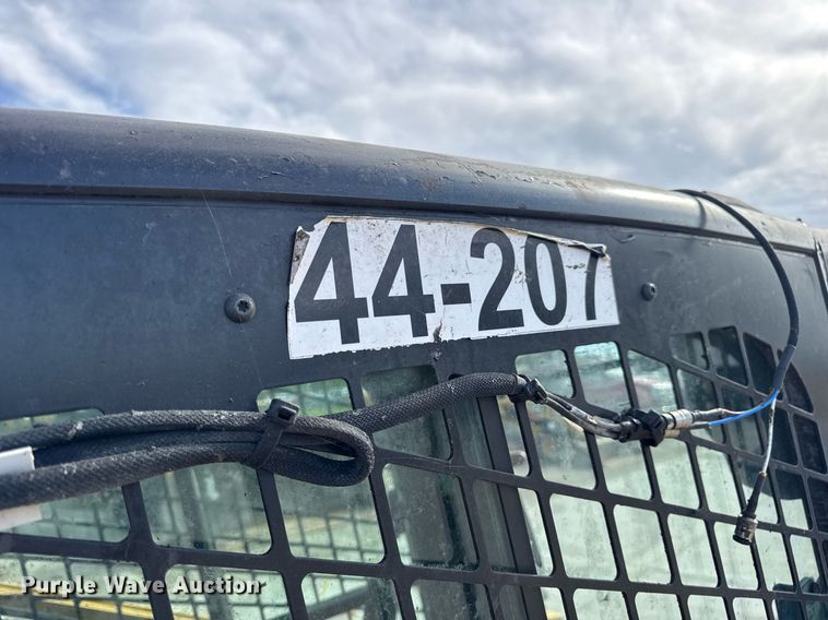 image for item DV4026 2013 Caterpillar 262C Series 2 skid steer loader