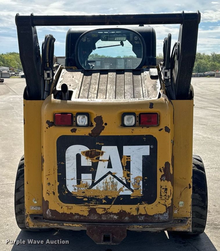 image for item DV4027 2011 Caterpillar 262C skid steer loader