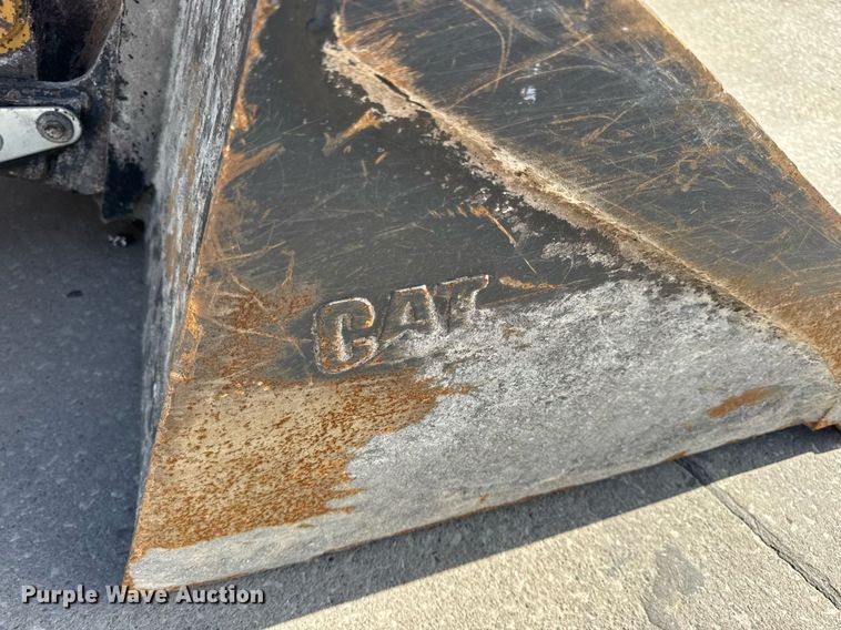 image for item DV4027 2011 Caterpillar 262C skid steer loader