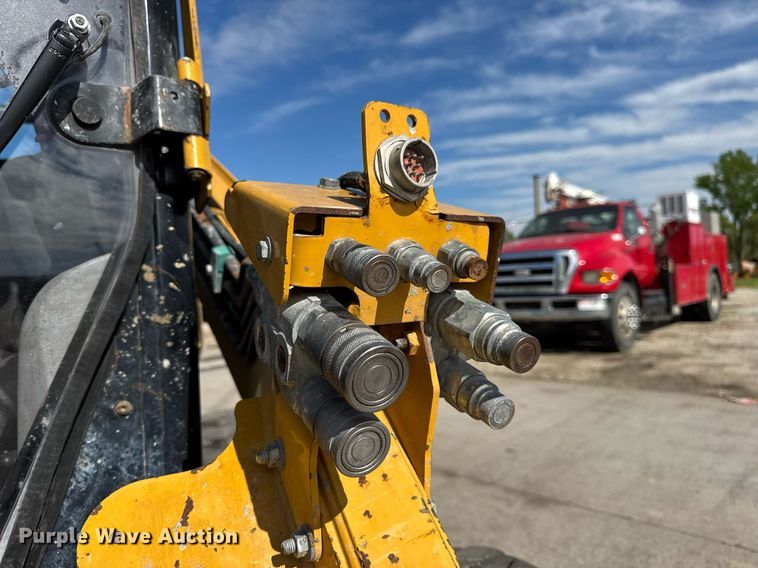 image for item DV4027 2011 Caterpillar 262C skid steer loader