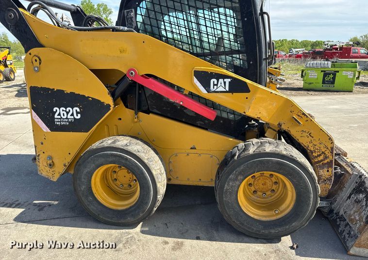 image for item DV4027 2011 Caterpillar 262C skid steer loader