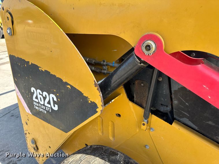 image for item DV4027 2011 Caterpillar 262C skid steer loader