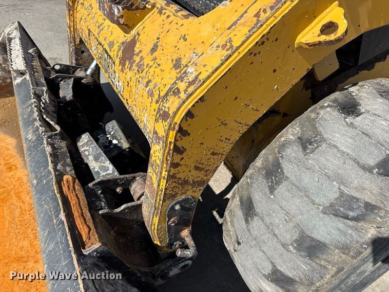 image for item DV4027 2011 Caterpillar 262C skid steer loader