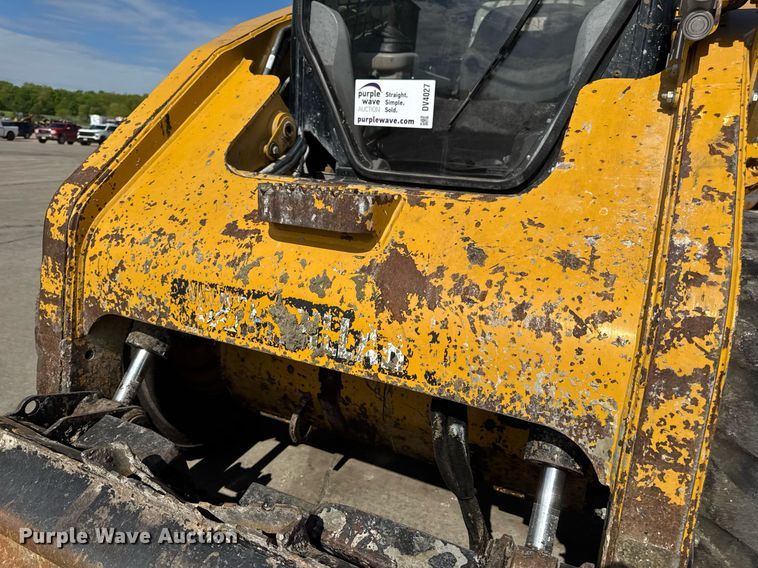 image for item DV4027 2011 Caterpillar 262C skid steer loader