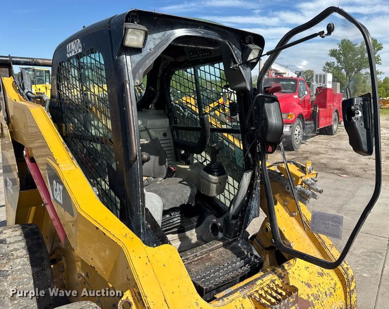 image for item DV4027 2011 Caterpillar 262C skid steer loader