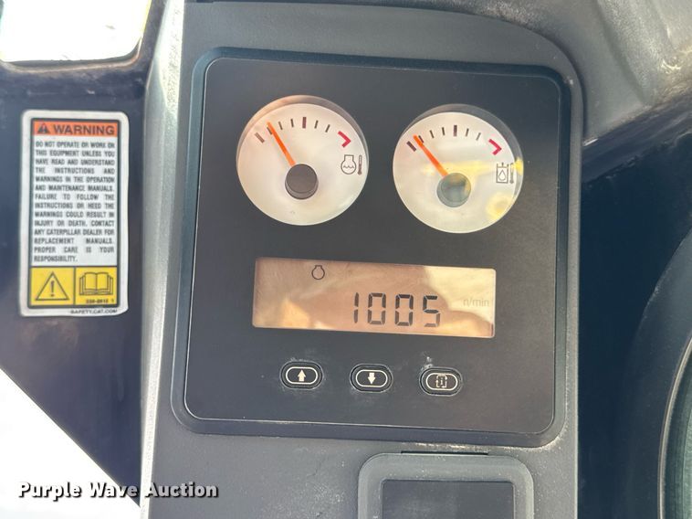 image for item DV4027 2011 Caterpillar 262C skid steer loader