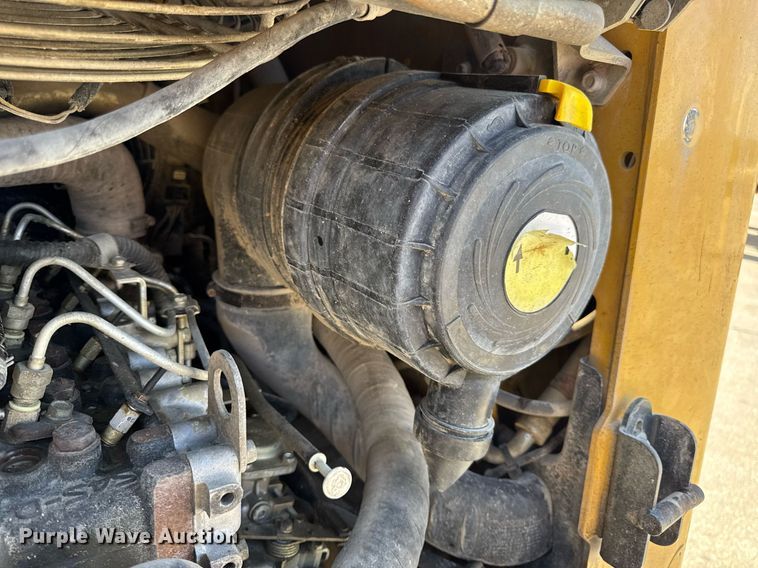 image for item DV4027 2011 Caterpillar 262C skid steer loader