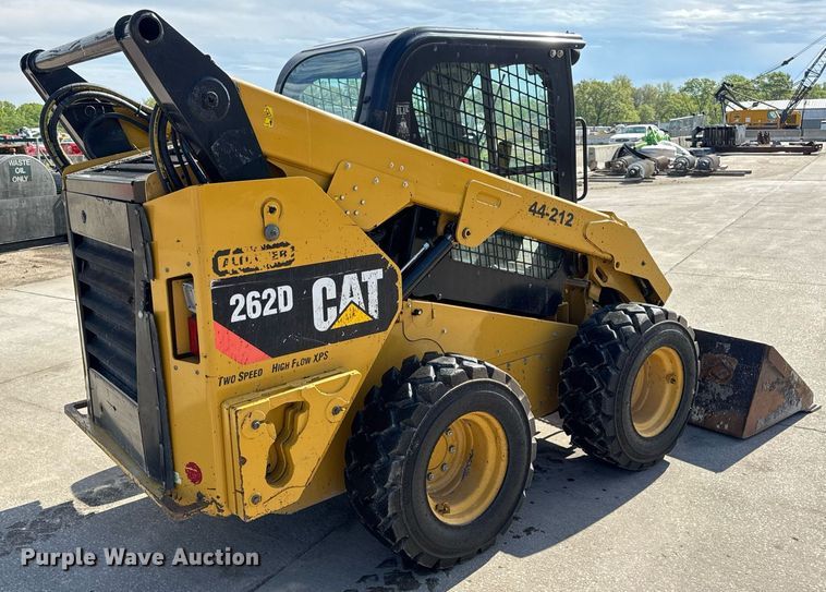 image for item DV4028 2018 Caterpillar 262D skid steer loader
