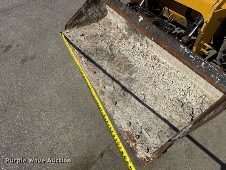 image for item DV4028 2018 Caterpillar 262D skid steer loader