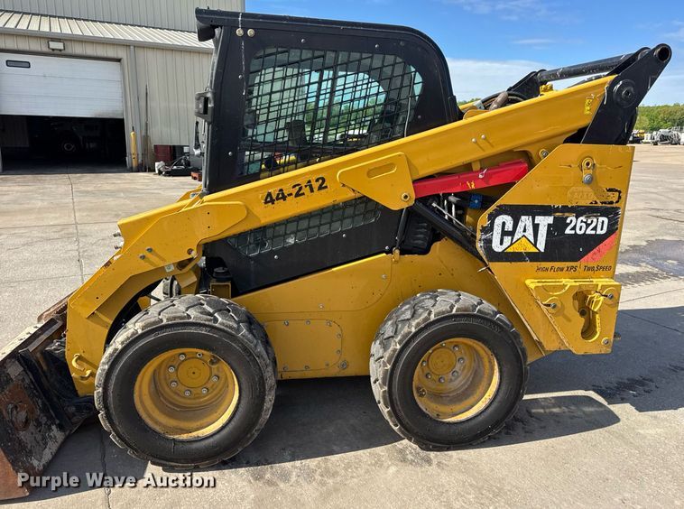 image for item DV4028 2018 Caterpillar 262D skid steer loader