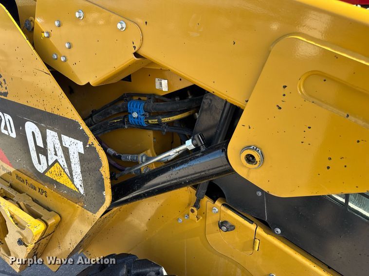image for item DV4028 2018 Caterpillar 262D skid steer loader