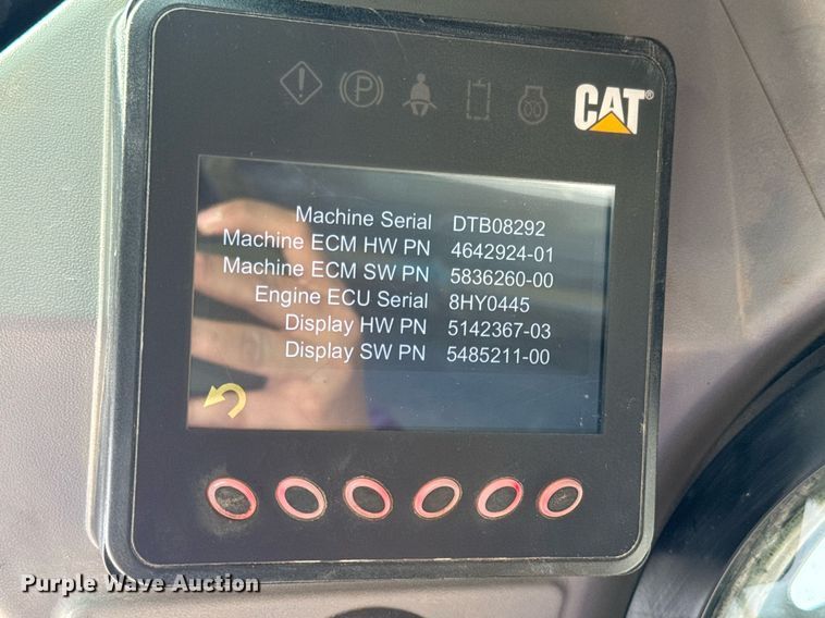 image for item DV4028 2018 Caterpillar 262D skid steer loader