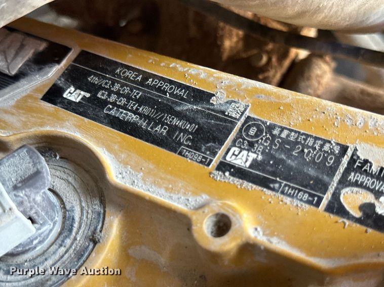 image for item DV4028 2018 Caterpillar 262D skid steer loader