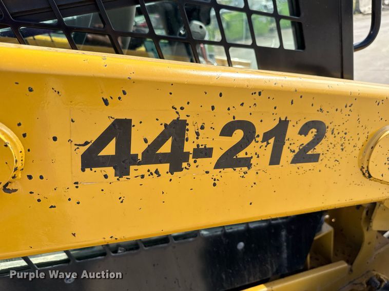 image for item DV4028 2018 Caterpillar 262D skid steer loader