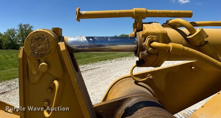 image for item DV4031 1987 Caterpillar 963B  track loader