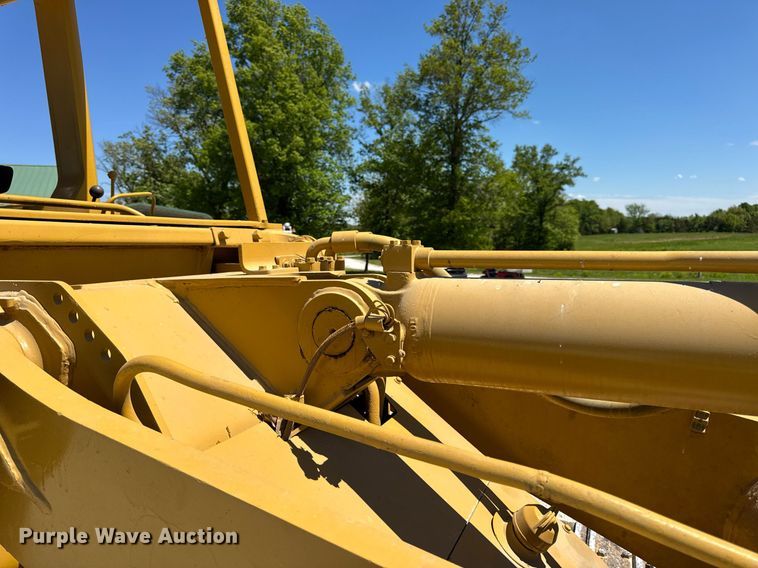 image for item DV4031 1987 Caterpillar 963B  track loader