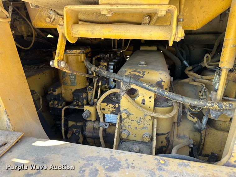 image for item DV4031 1987 Caterpillar 963B  track loader
