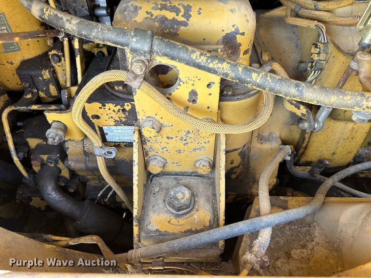 image for item DV4031 1987 Caterpillar 963B  track loader