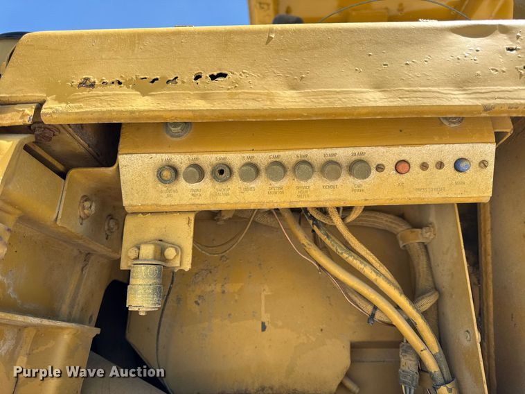 image for item DV4031 1987 Caterpillar 963B  track loader