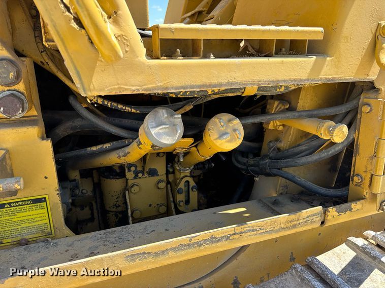 image for item DV4031 1987 Caterpillar 963B  track loader