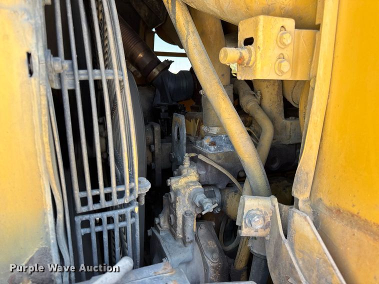 image for item DV4031 1987 Caterpillar 963B  track loader